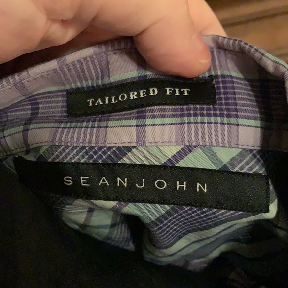 Men’s Sean John “Tailored Fit” Button Down - Picture 6 of 7
